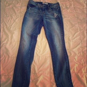 Bullhead Denim Co Mid Rise Skinny